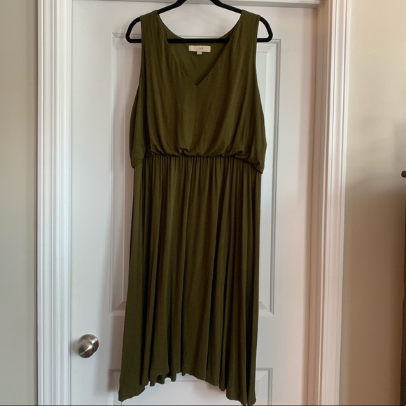 LOFT Dresses & Skirts - LOFT sleeveless midi dress size XL